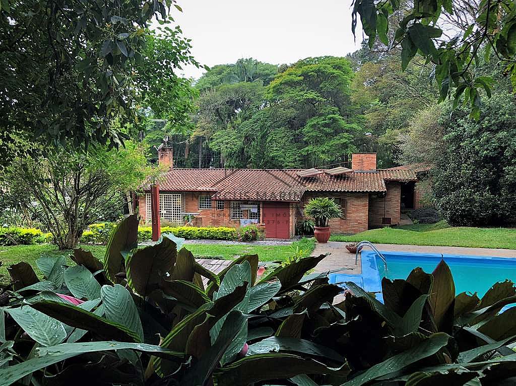 Casa Cotia  Vila Santo Antnio  