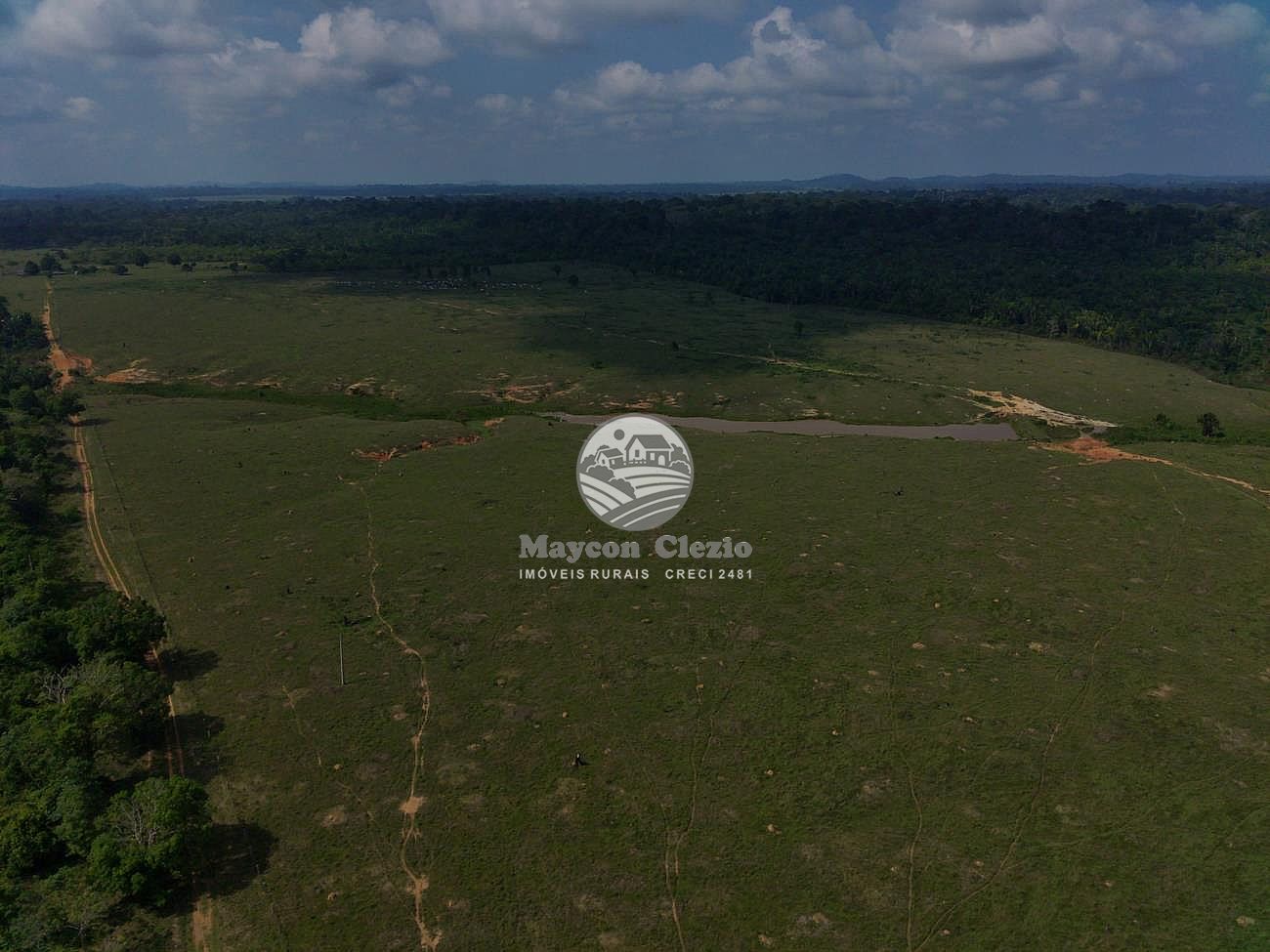 Fazenda à venda, 1400000m² - Foto 1