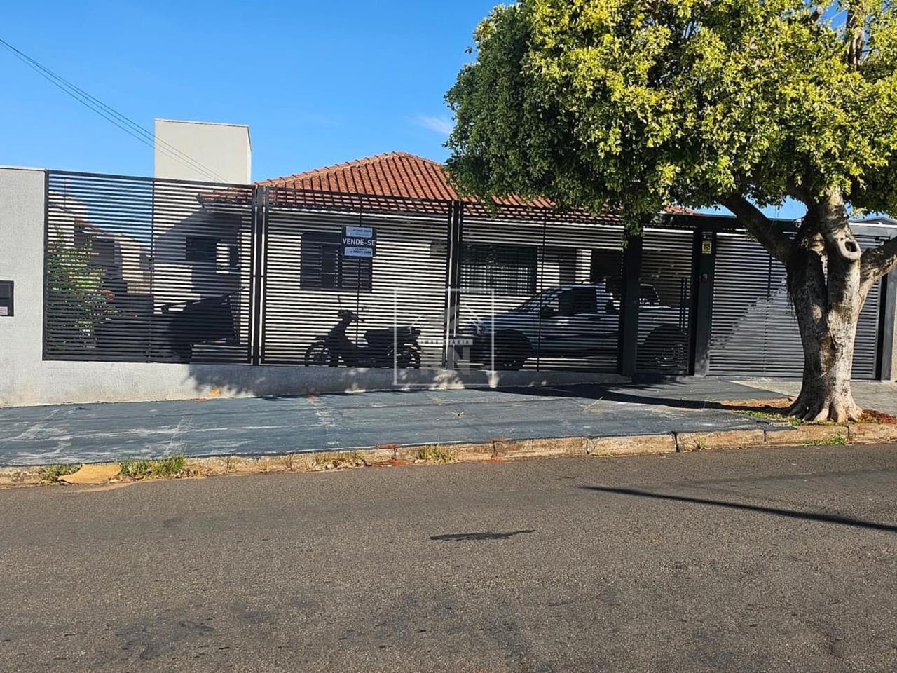 Casa Loanda  Alto da Gloria  Alto da Glria